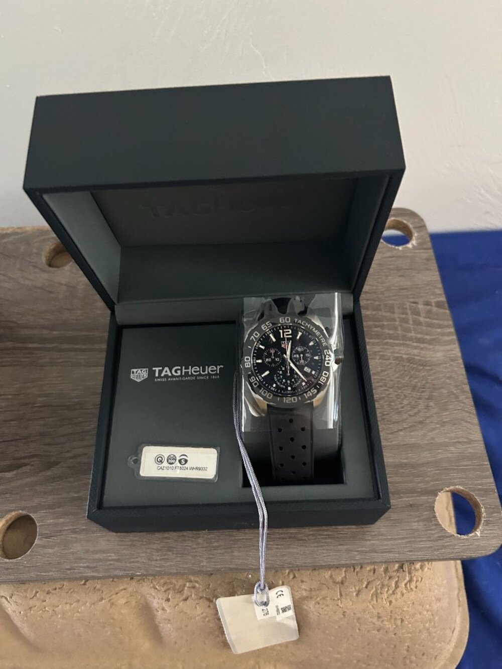 New Tag Heuer Formula 1 Quartz Chronograph Black Men's Watch CAZ1010.FT8024
